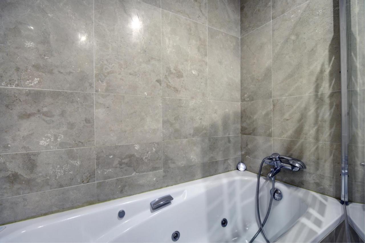 Apartamento 409 Marina Real Puerto De La Duquesa Playa Manilva Eksteriør billede